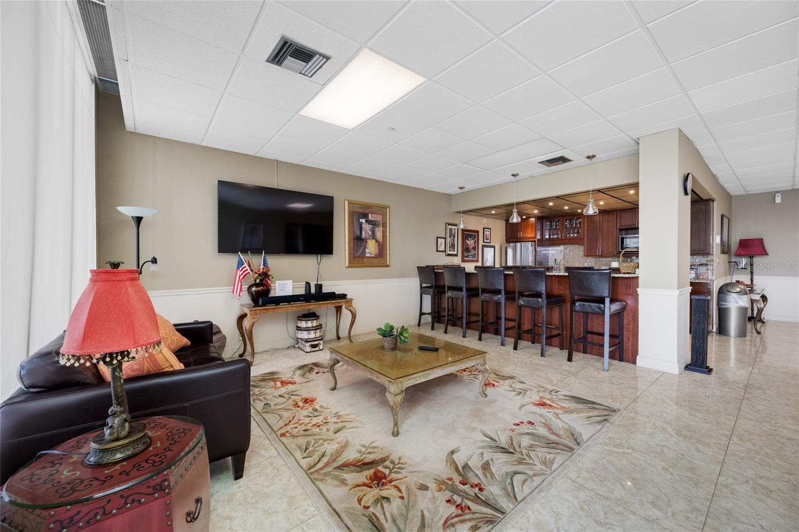 Club room - 1621 GULF BLVD #706, CLEARWATER BEACH