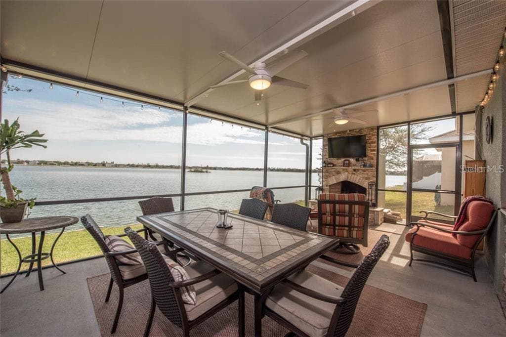 Single Family Residence at 1742 MIRA LAGO CIR, RUSKIN, photo 7 of 38