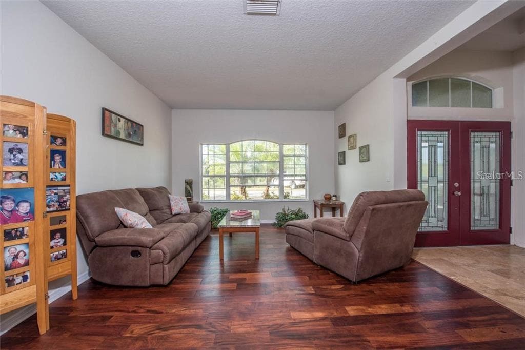 Single Family Residence at 1742 MIRA LAGO CIR, RUSKIN, photo 11 of 38