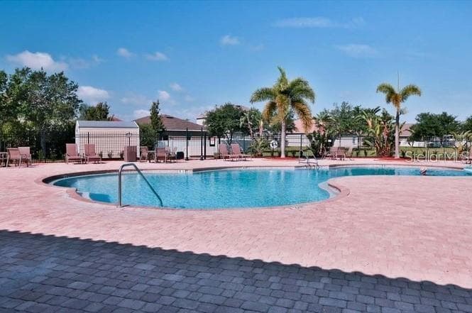 Heated community pool 1/2 mile from house - 1742 MIRA LAGO CIR, RUSKIN