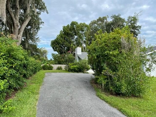 back driveway - 2190 SE 39TH ST, OCALA
