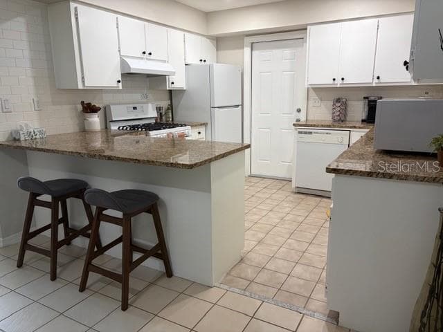 kitchen - 2190 SE 39TH ST, OCALA