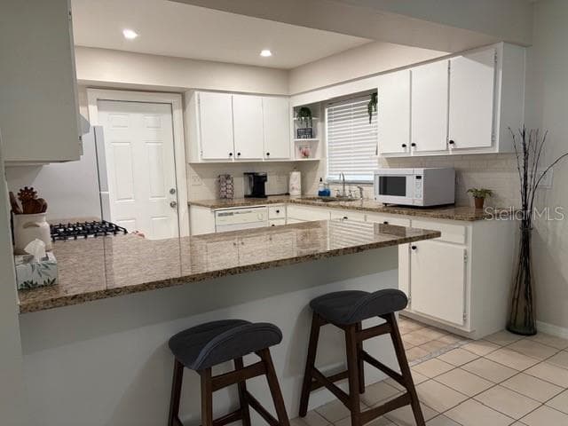 kitchen - 2190 SE 39TH ST, OCALA
