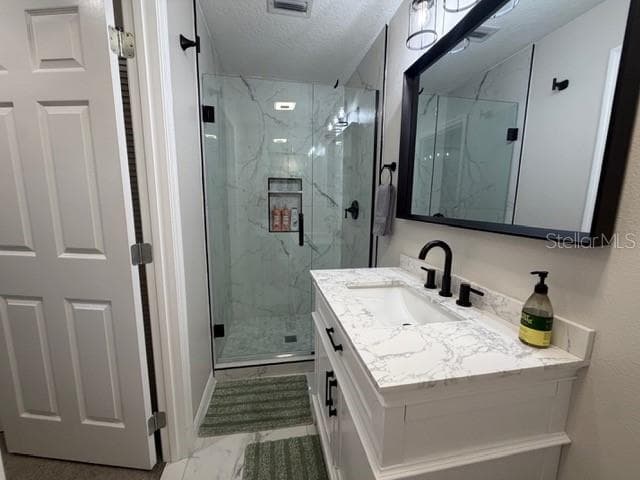 primary bathroom - 2190 SE 39TH ST, OCALA
