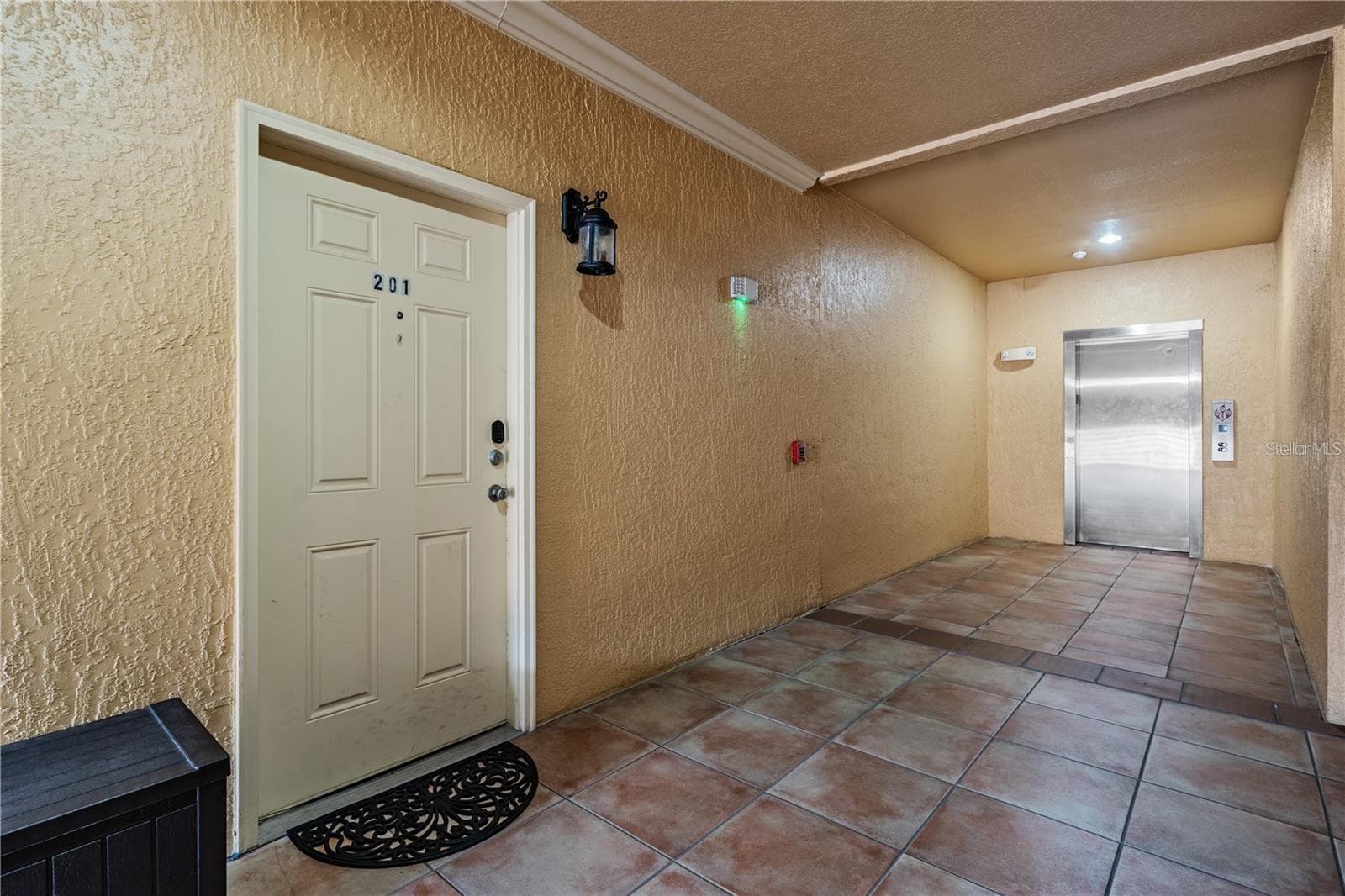 4307 BAYSIDE VILLAGE DR #201