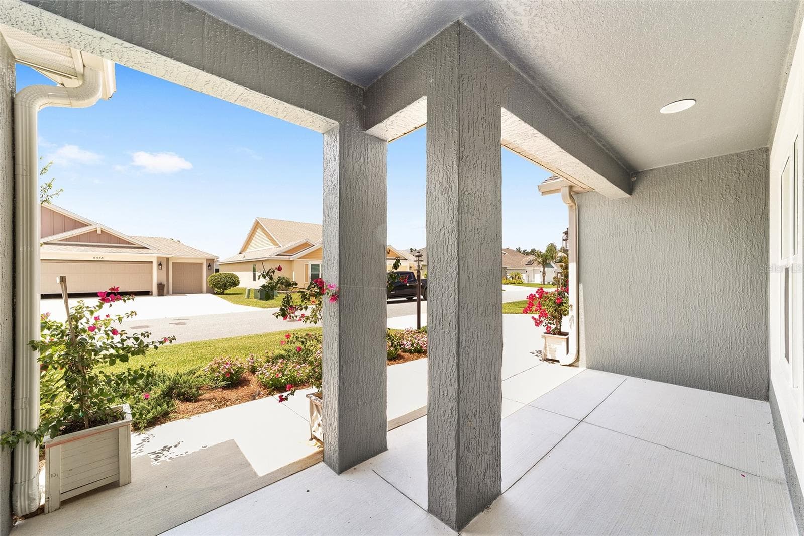 Single Family Residence at 6557 MCKNIGHT LOOP, THE VILLAGES, photo 10 of 61