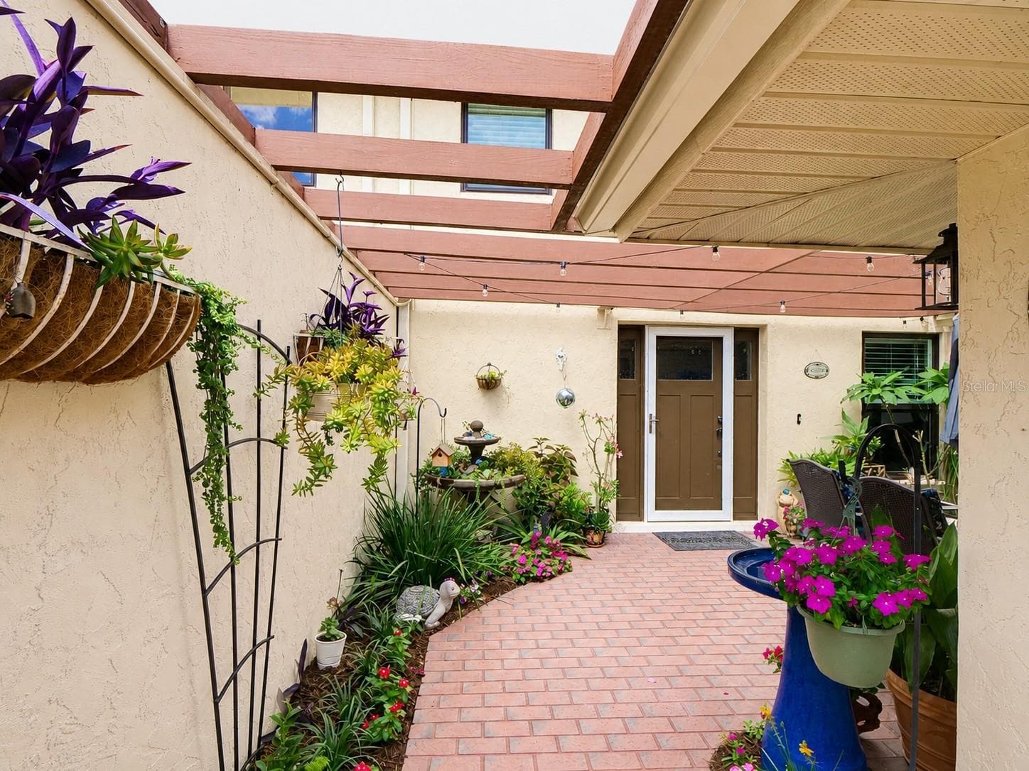 Pergola-Covered Courtyard - 100 S TREMAIN ST #G2, MOUNT DORA