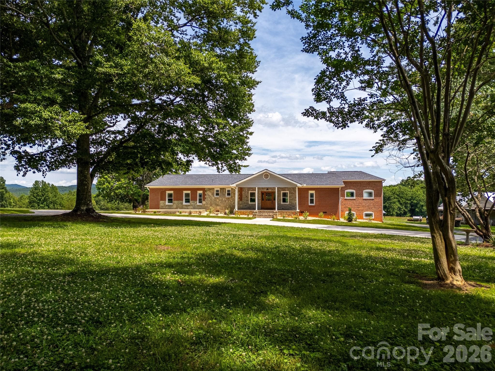 Single Family Residence at Rutherfordton, photo 3 of 46