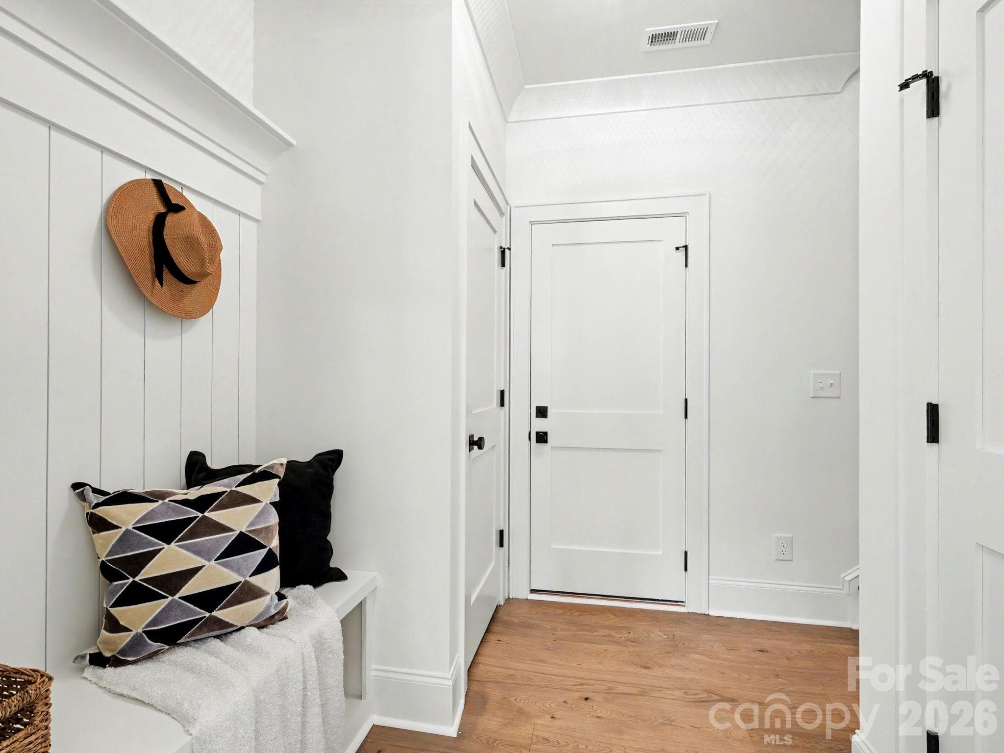 Townhouse at 5971 Gate Post Road, Charlotte, photo 17 of 40