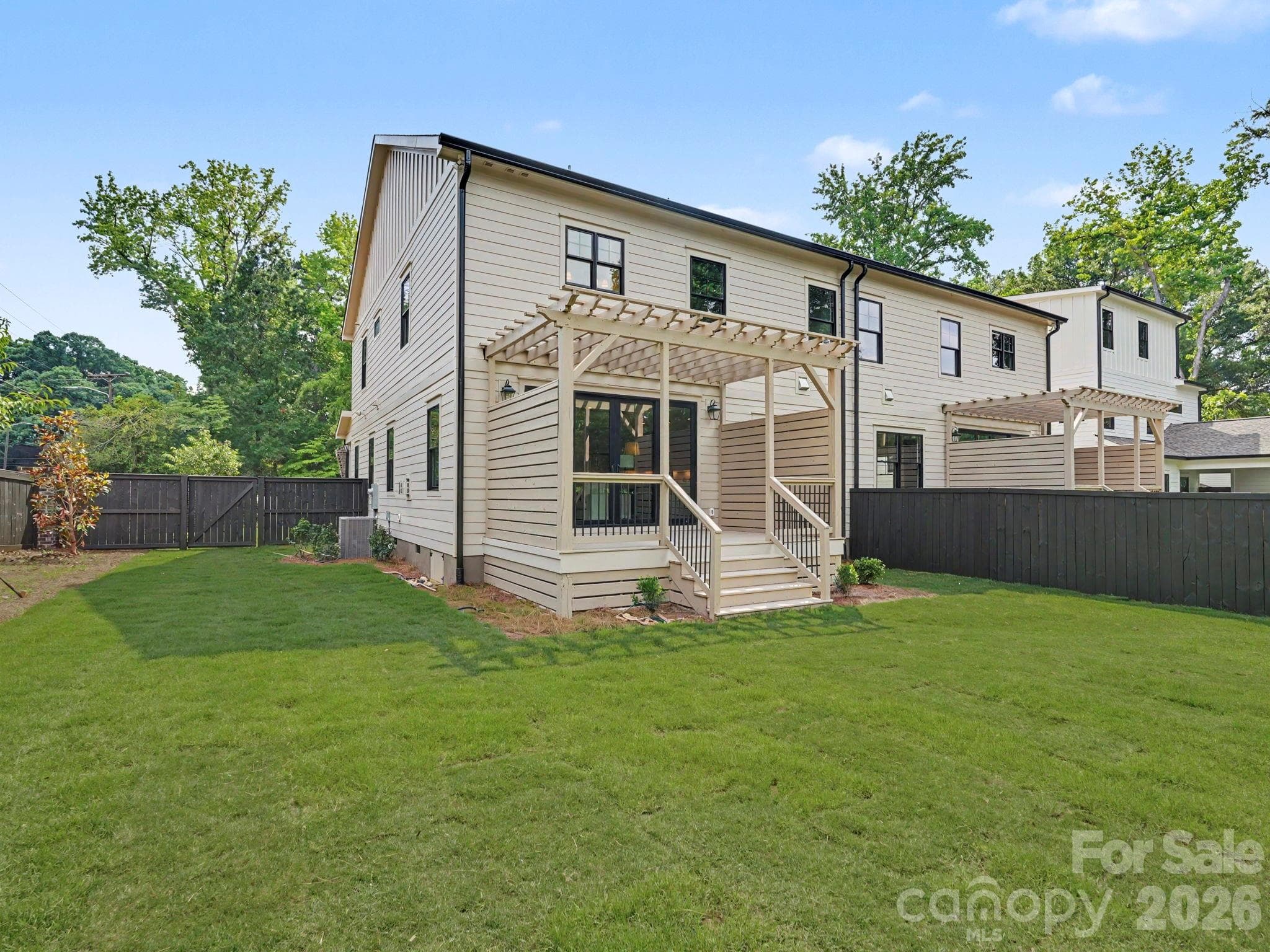 Townhouse at 5971 Gate Post Road, Charlotte, photo 36 of 40