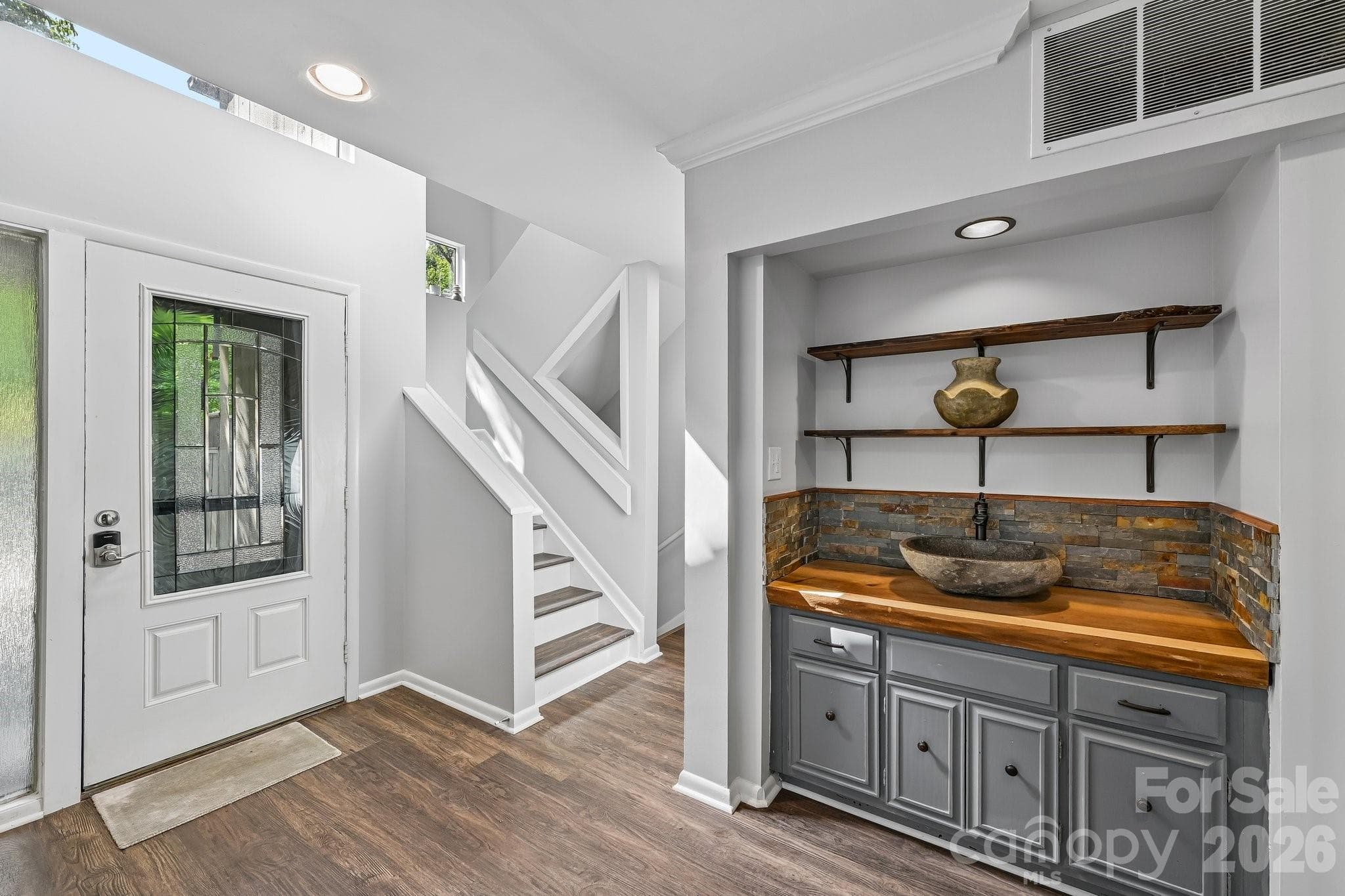 Condominium at Clover, photo 4 of 49