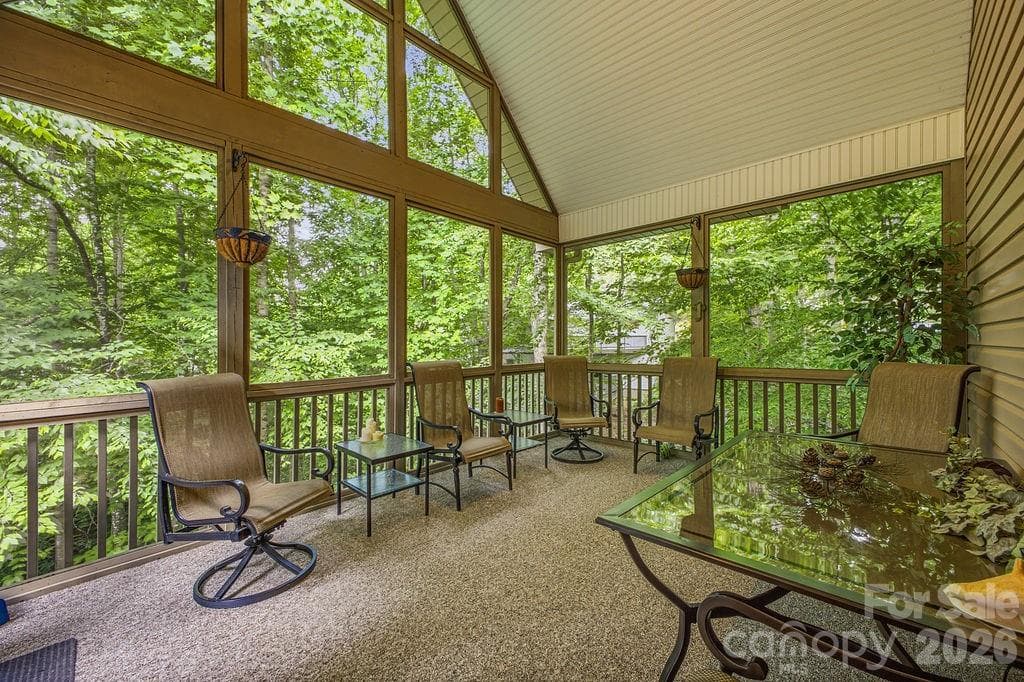 Single Family Residence at Hendersonville, photo 2 of 48