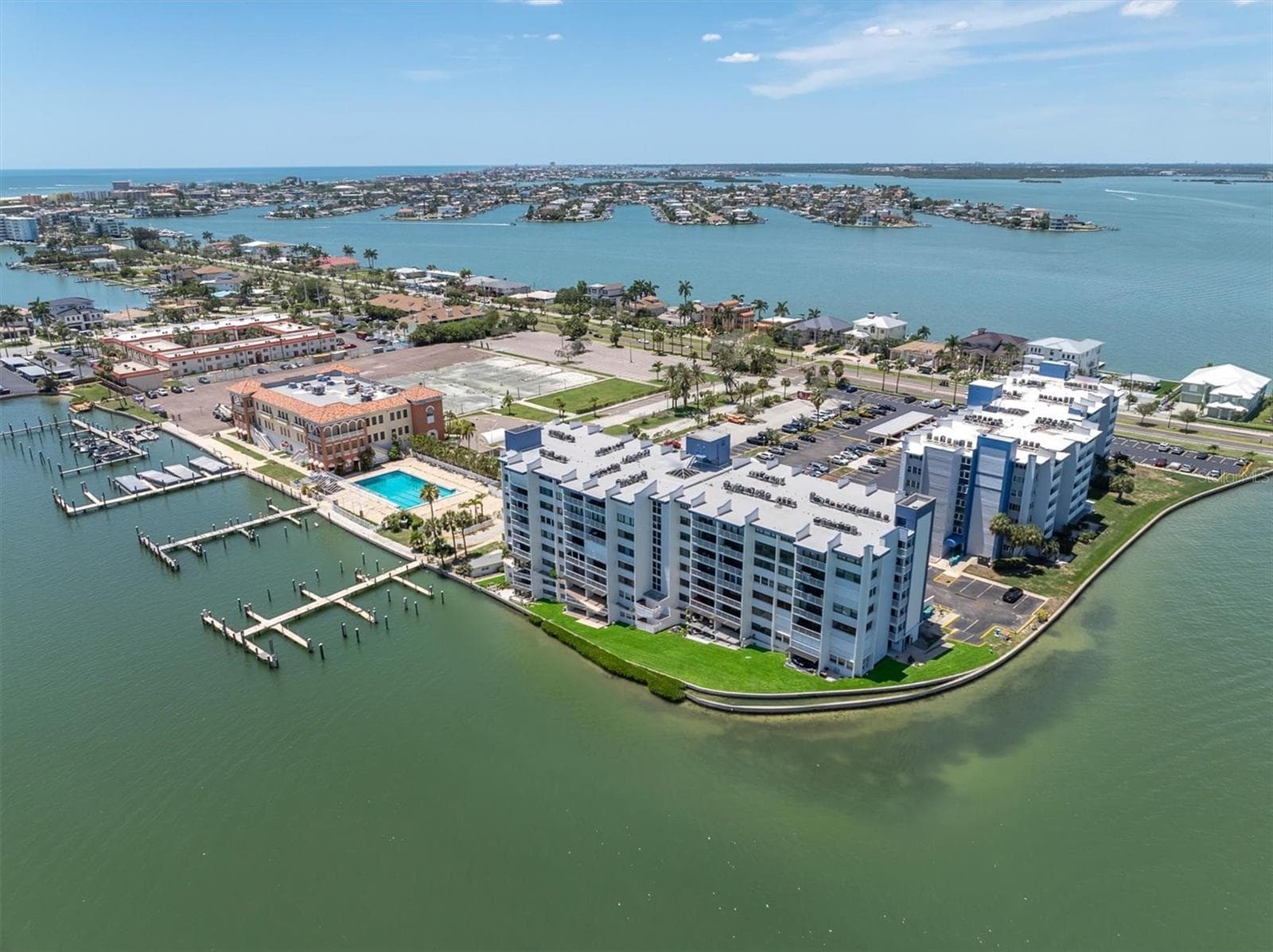 450 TREASURE ISLAND CSWY #102