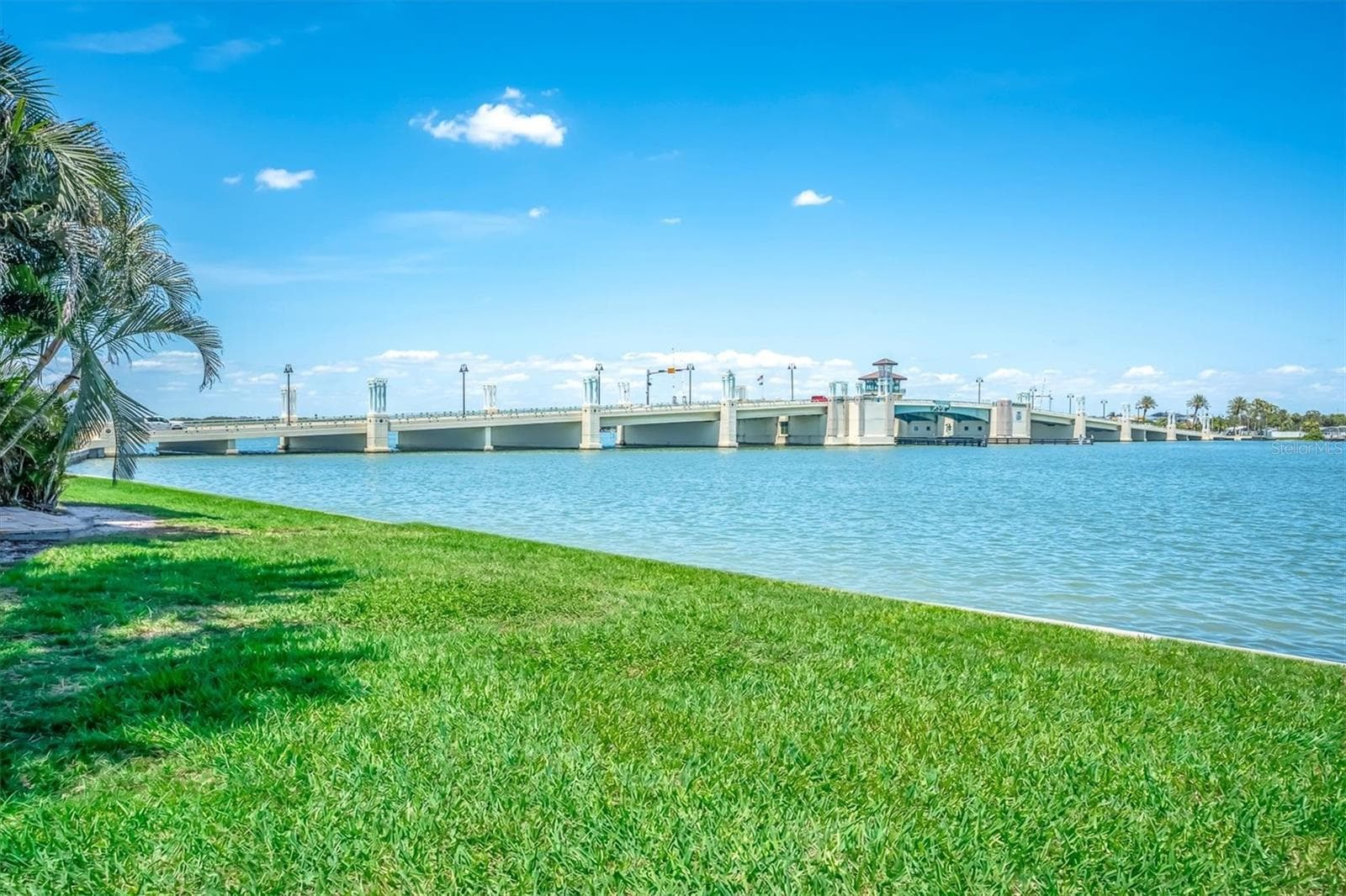 Boca Ciega Bay - 450 TREASURE ISLAND CSWY #102, TREASURE ISLAND