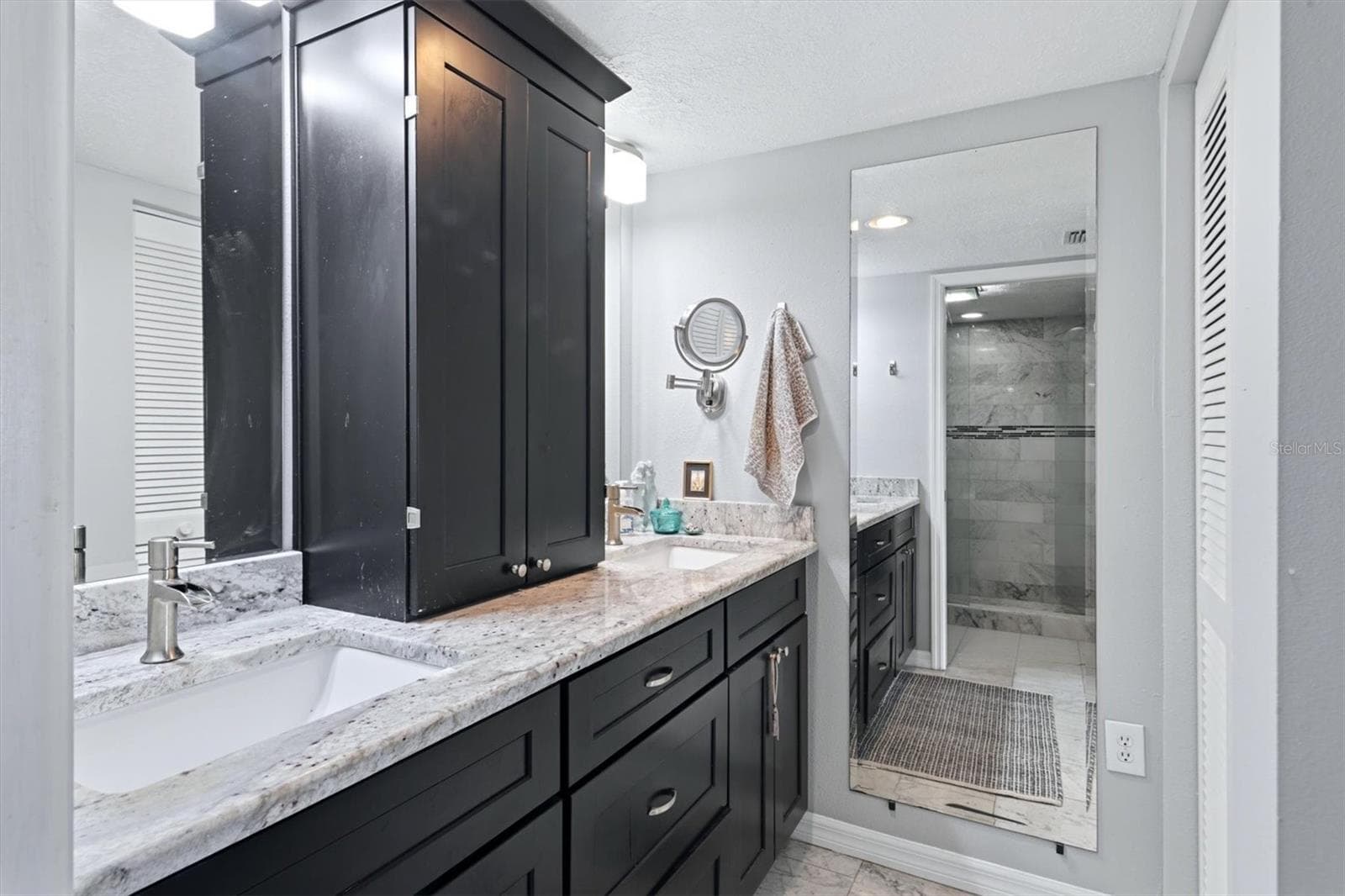 Condominium at 1103 EDGEWATER CIR #1103, BRADENTON, photo 18 of 87