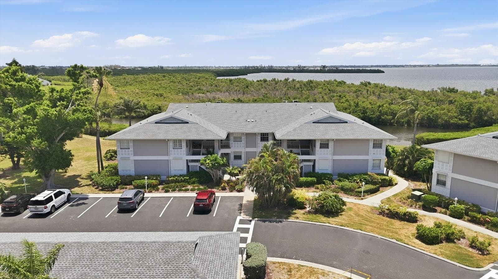 Condominium at 1103 EDGEWATER CIR #1103, BRADENTON, photo 34 of 87