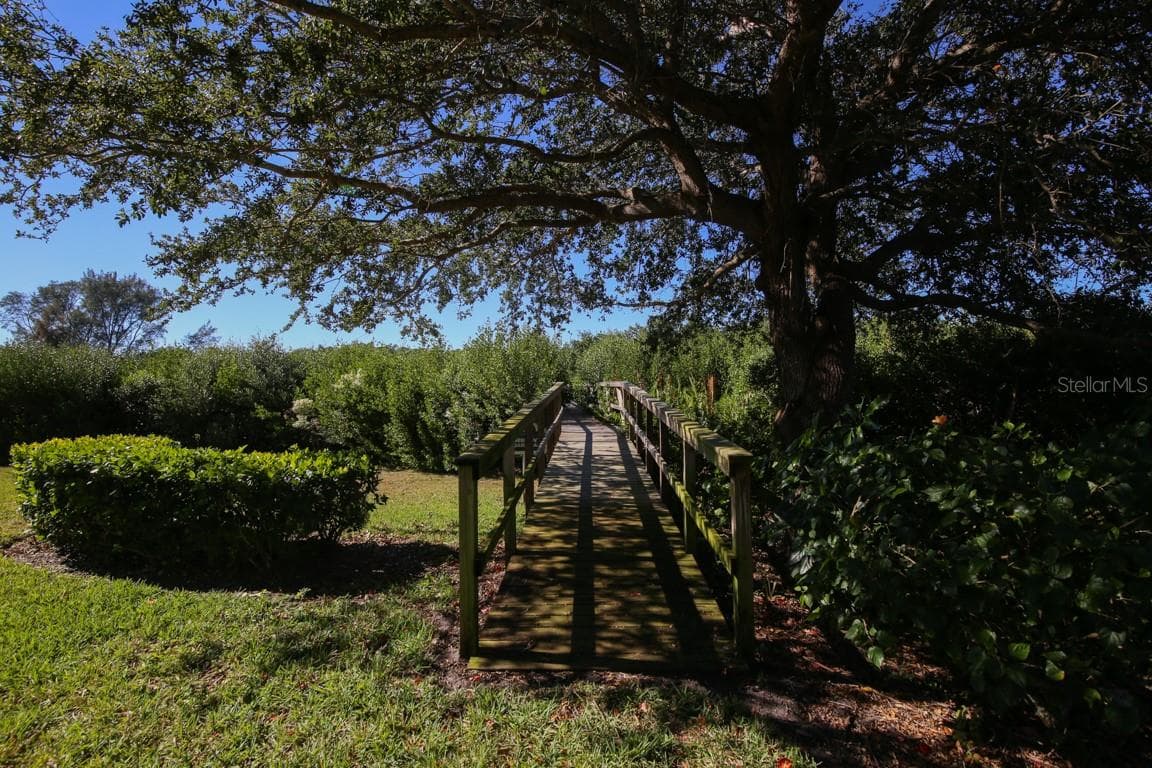 Condominium at 1103 EDGEWATER CIR #1103, BRADENTON, photo 59 of 87