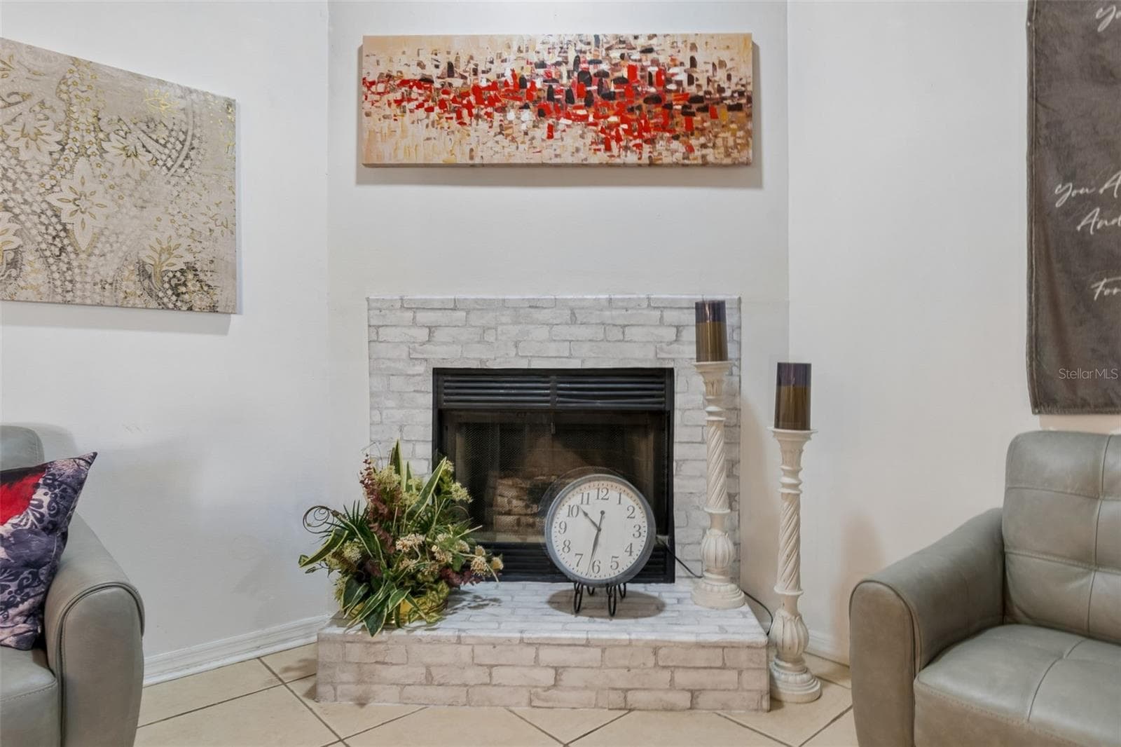 Family room fireplace - 1426 JUBAL DR, ORLANDO