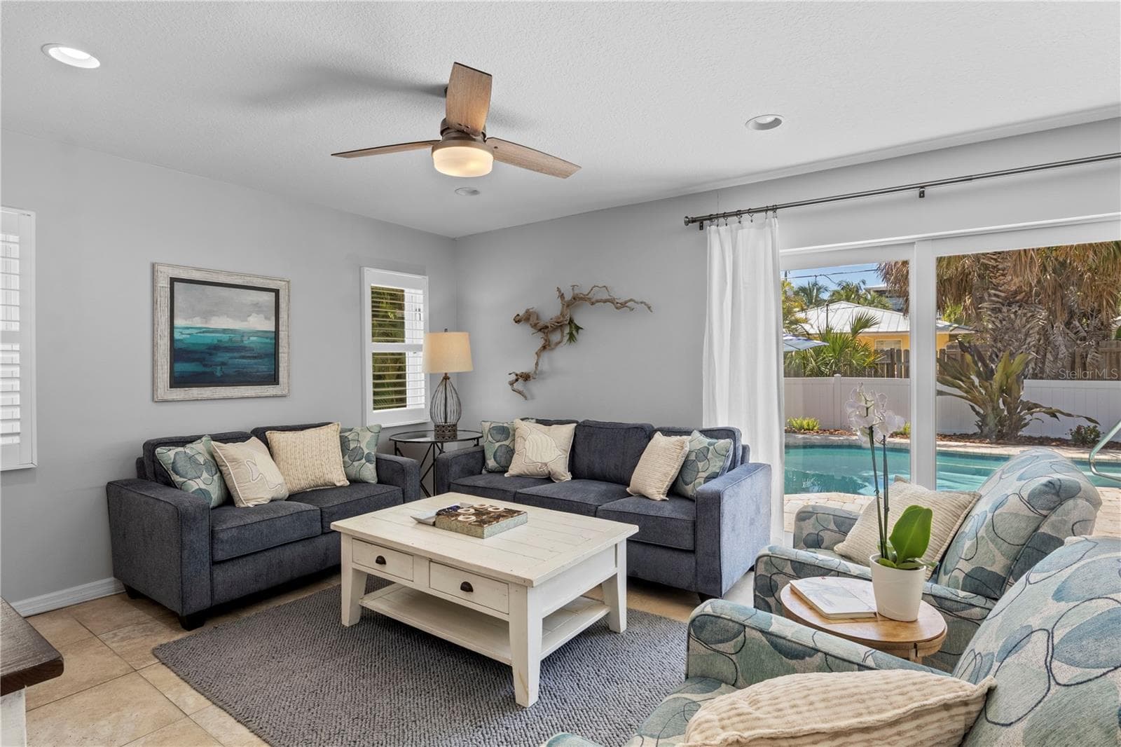 Single Family Residence at 110 PALM AVE, ANNA MARIA, photo 5 of 47