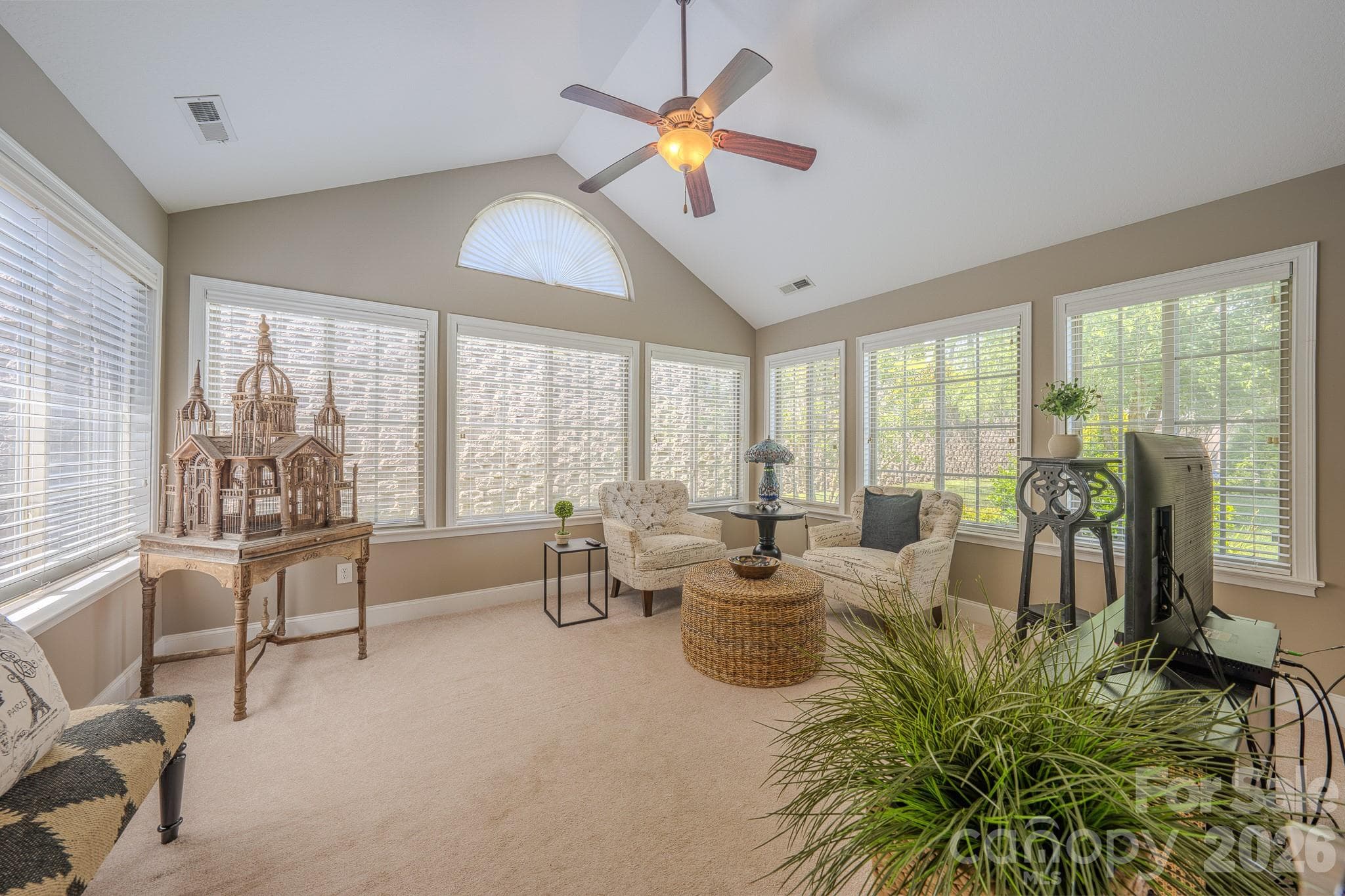 SUNROOM - Weaverville