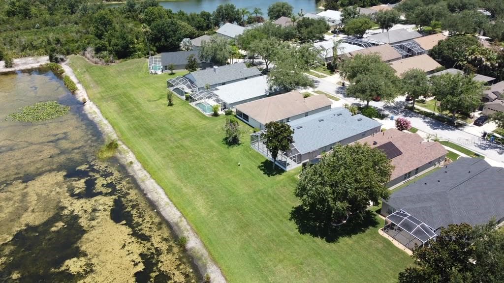 Single Family Residence at 18014 ARBOR CREST DR, TAMPA, photo 4 of 43