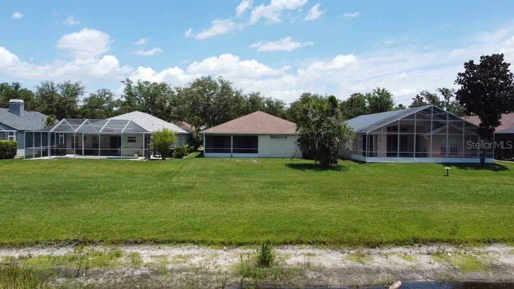 Single Family Residence at 18014 ARBOR CREST DR, TAMPA, photo 7 of 43