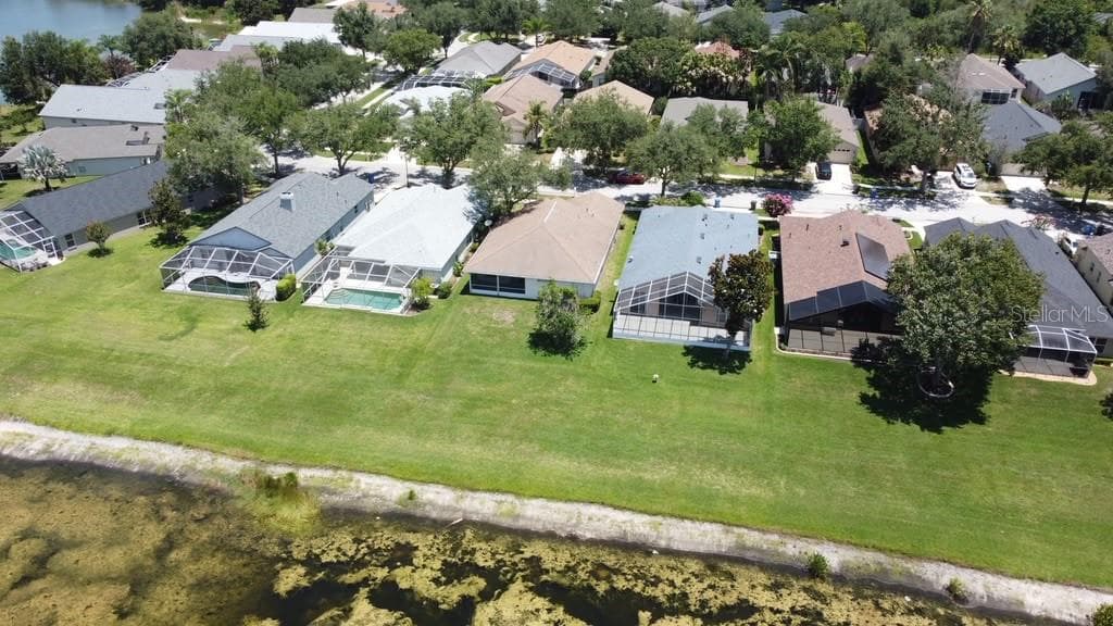 Single Family Residence at 18014 ARBOR CREST DR, TAMPA, photo 8 of 43