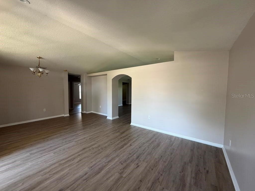 Single Family Residence at 18014 ARBOR CREST DR, TAMPA, photo 15 of 43