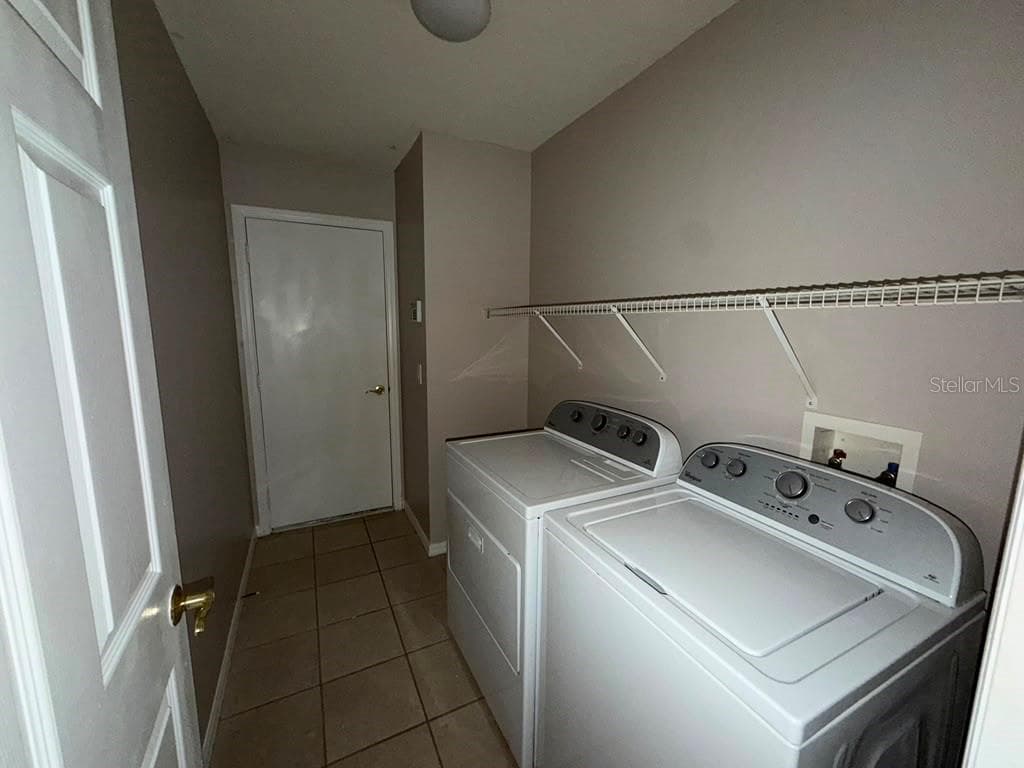 Single Family Residence at 18014 ARBOR CREST DR, TAMPA, photo 26 of 43