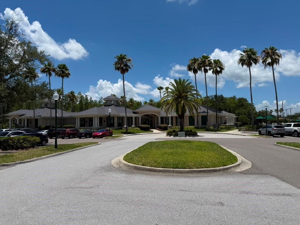 Single Family Residence at 18014 ARBOR CREST DR, TAMPA, photo 33 of 43