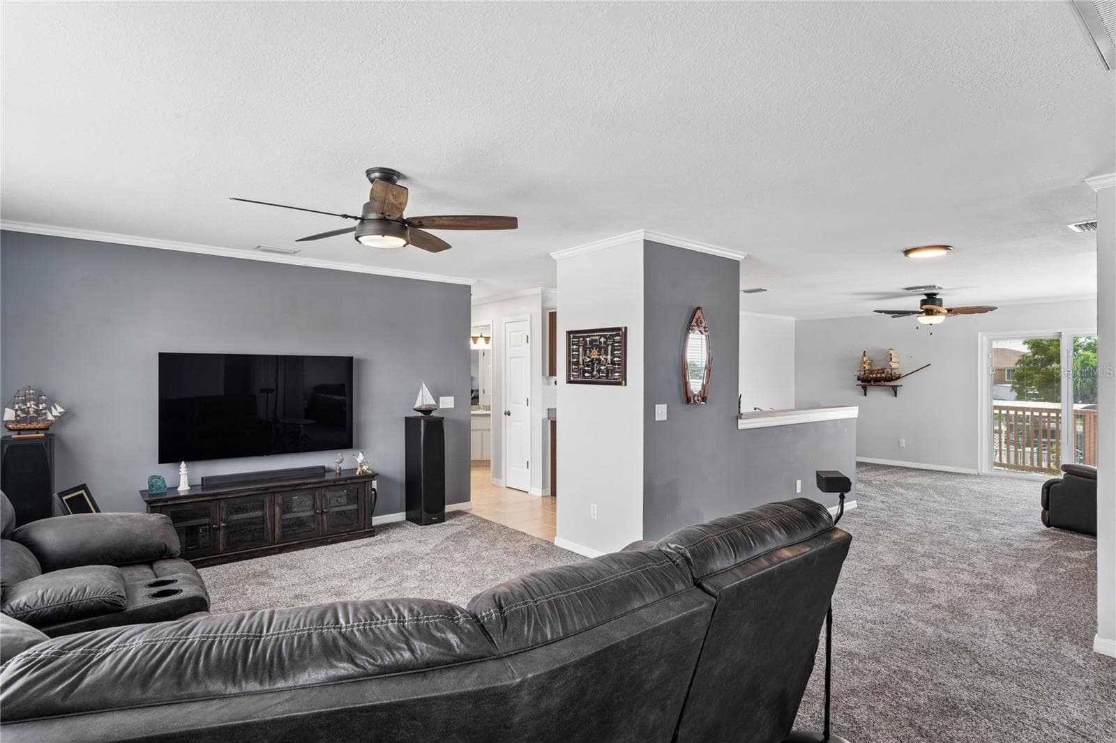 LIVING ROOM - 6641 BOATYARD DR, HUDSON
