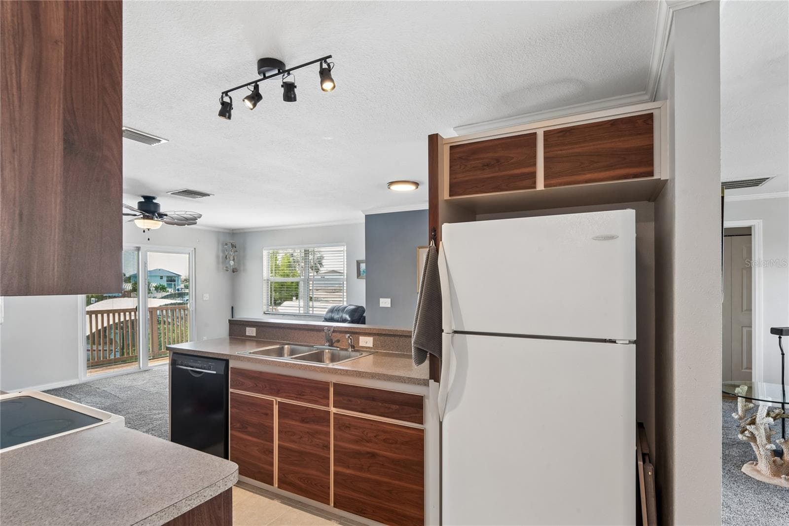 Single Family Residence at 6641 BOATYARD DR, HUDSON, photo 13 of 59