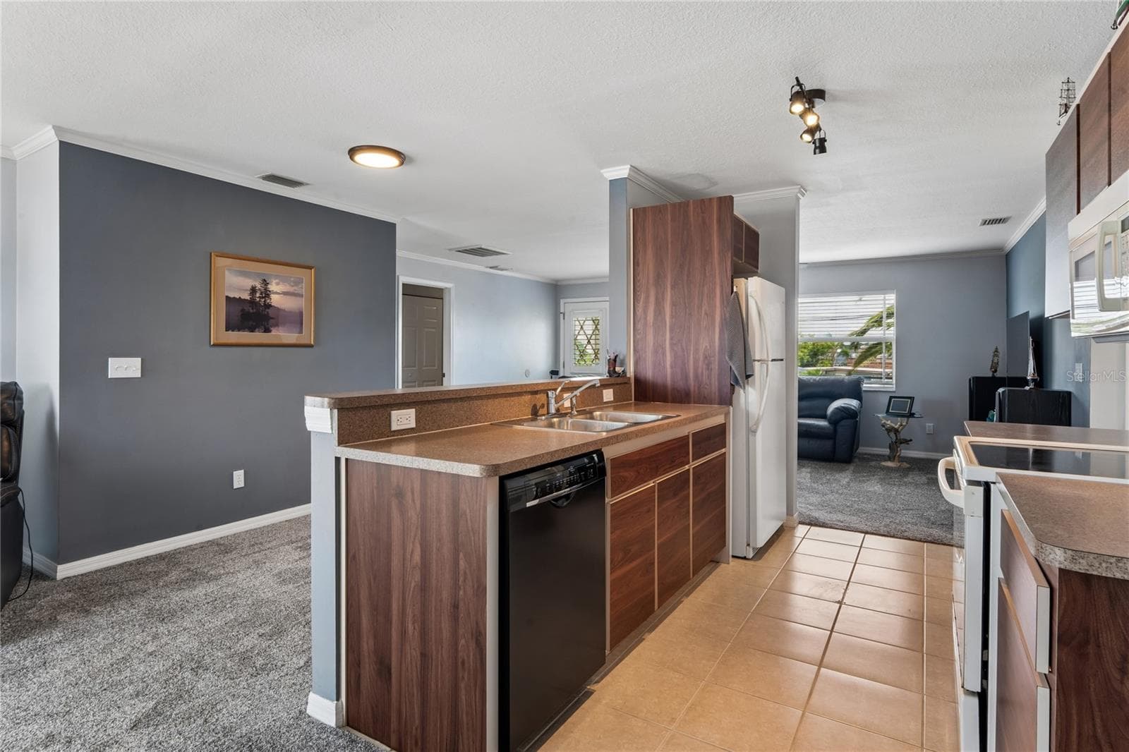 Single Family Residence at 6641 BOATYARD DR, HUDSON, photo 16 of 59