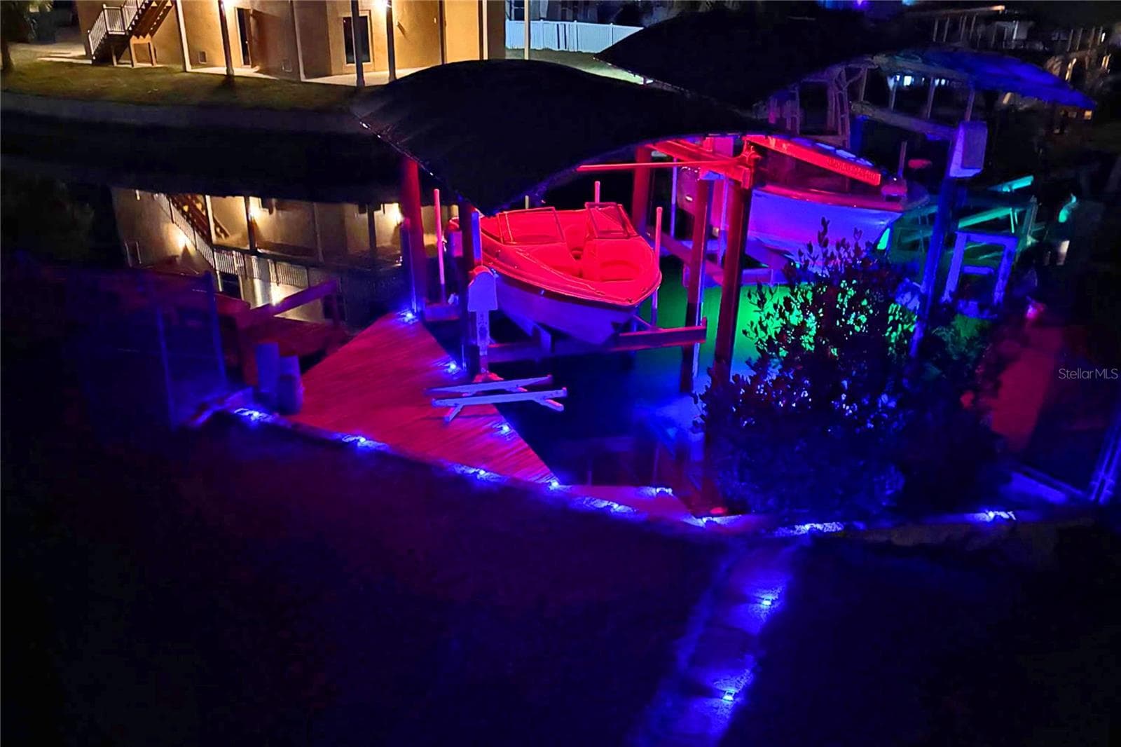 LIT UP FOR THE EVENING - 6641 BOATYARD DR, HUDSON