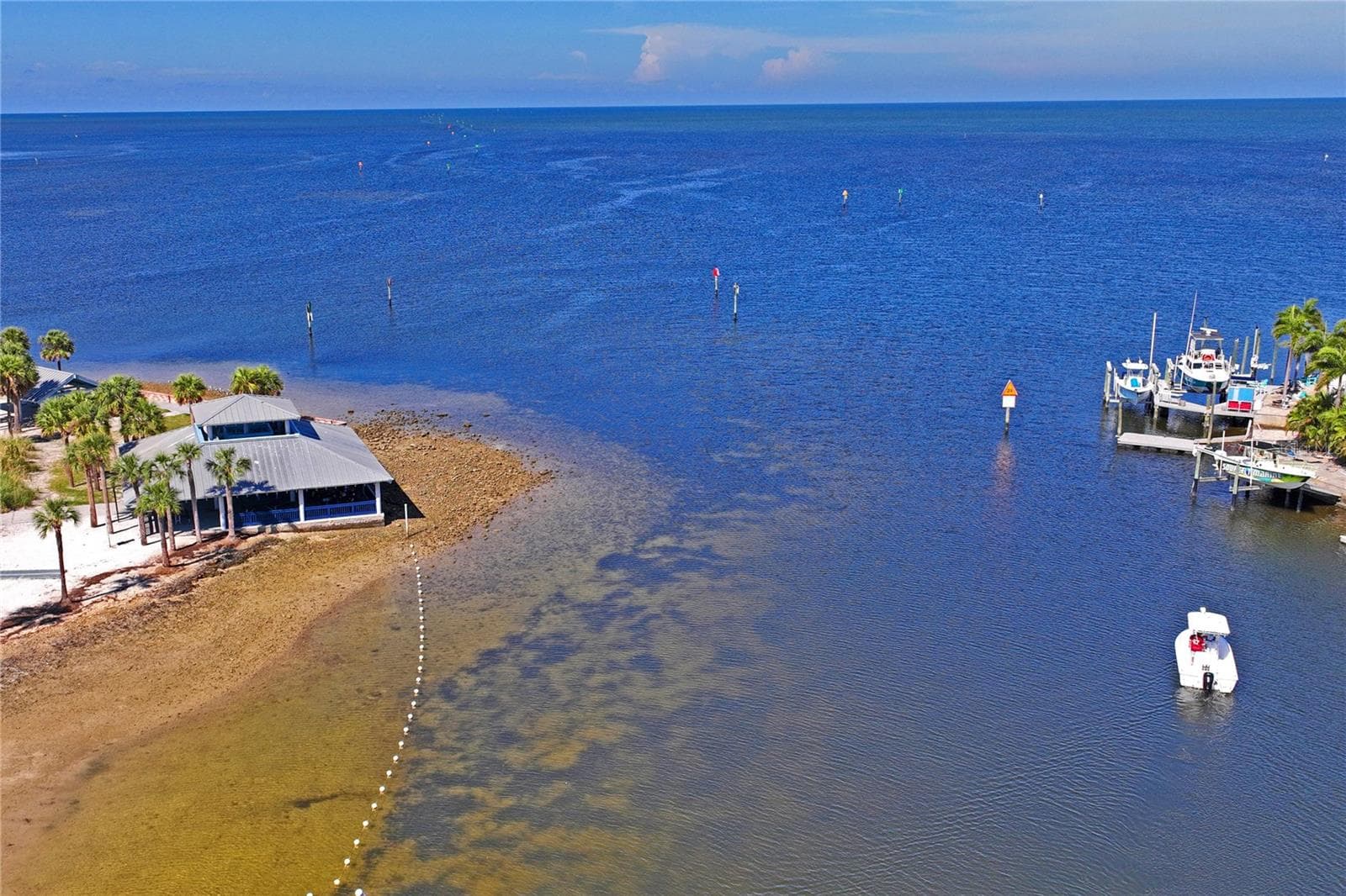 HUDSON BEACH - 6641 BOATYARD DR, HUDSON