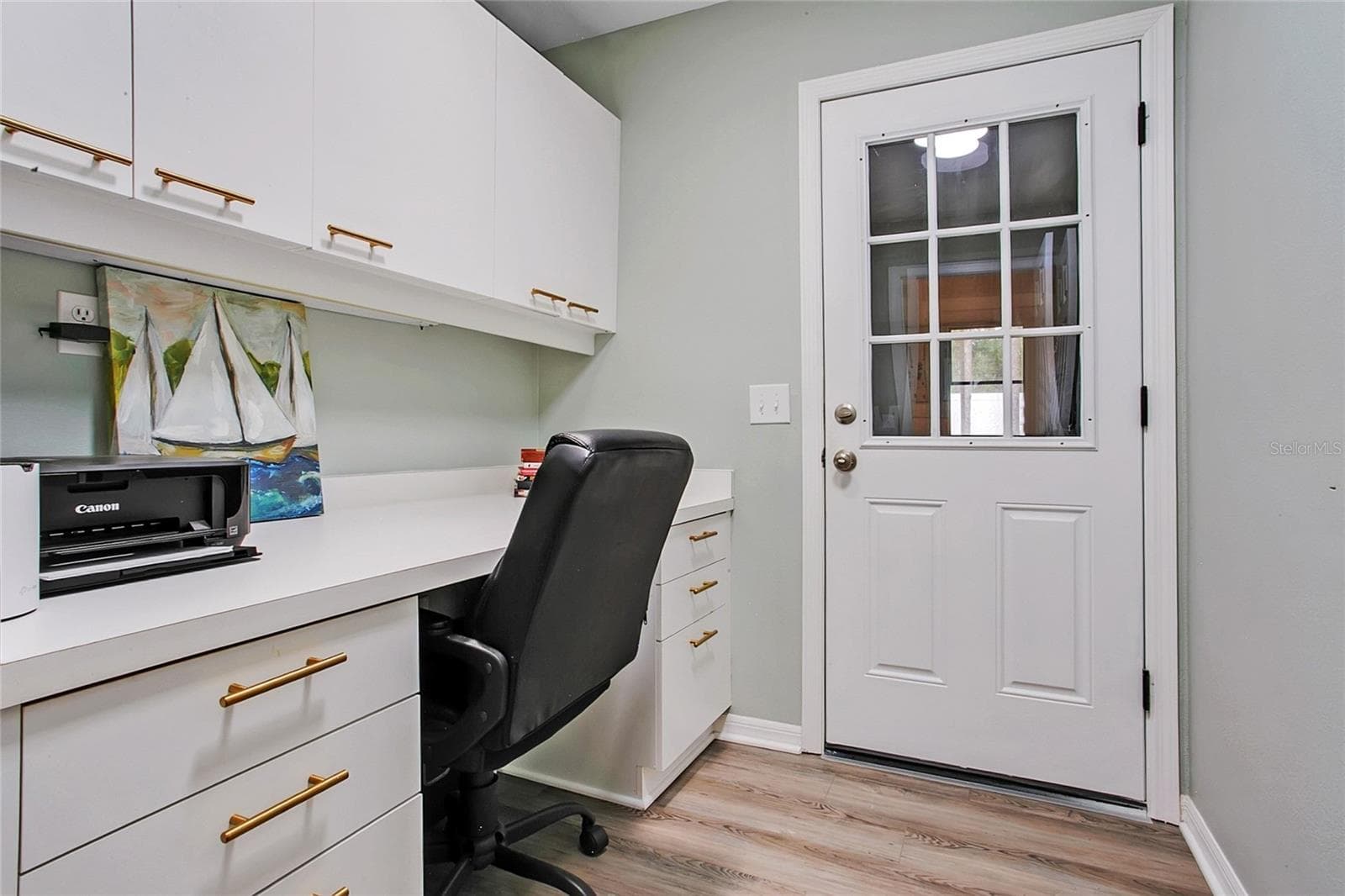 Single Family Residence at 32222 SUMMERTREE CIR, LEESBURG, photo 25 of 55