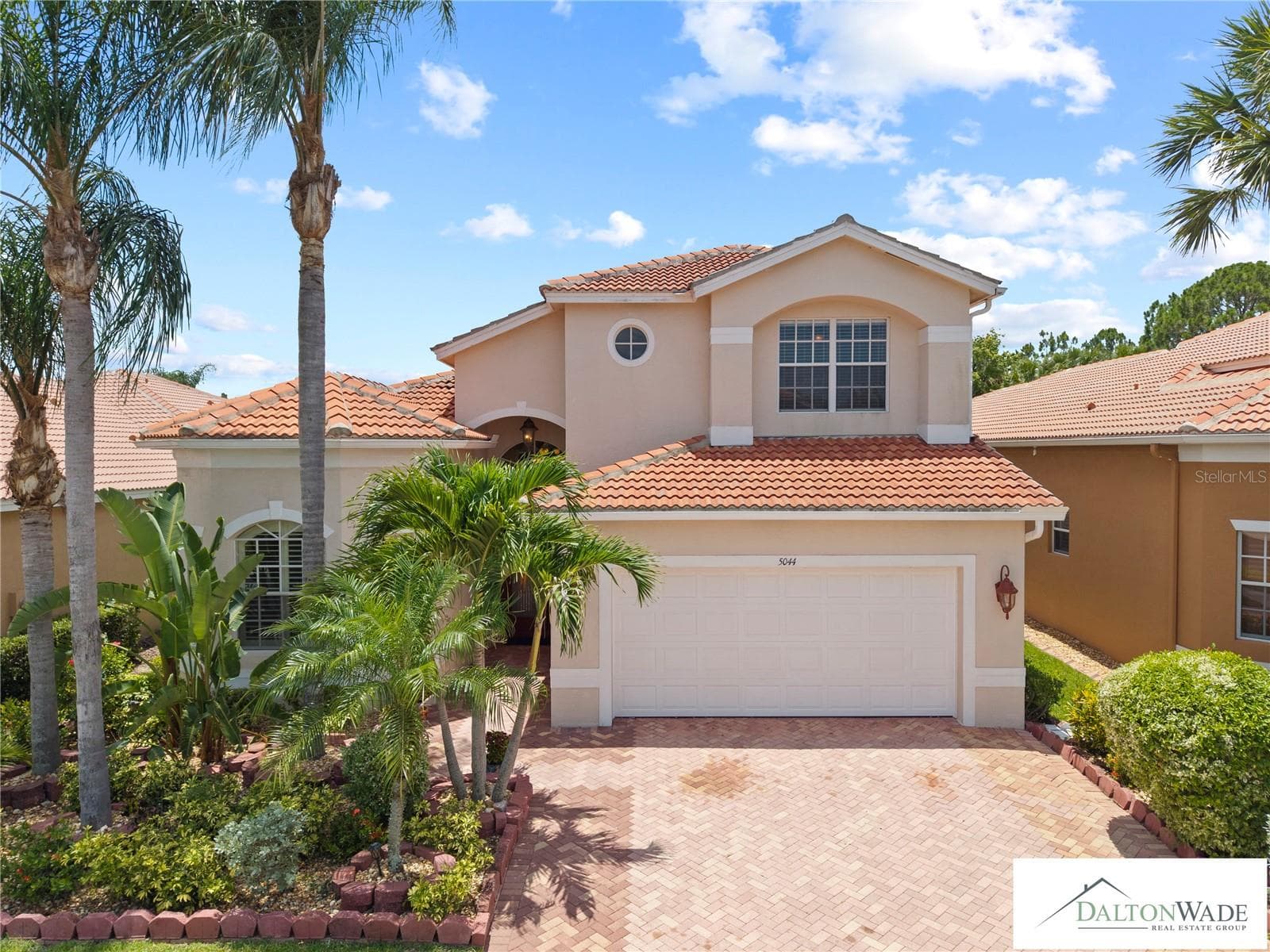 5044 SANDY BROOK CIR