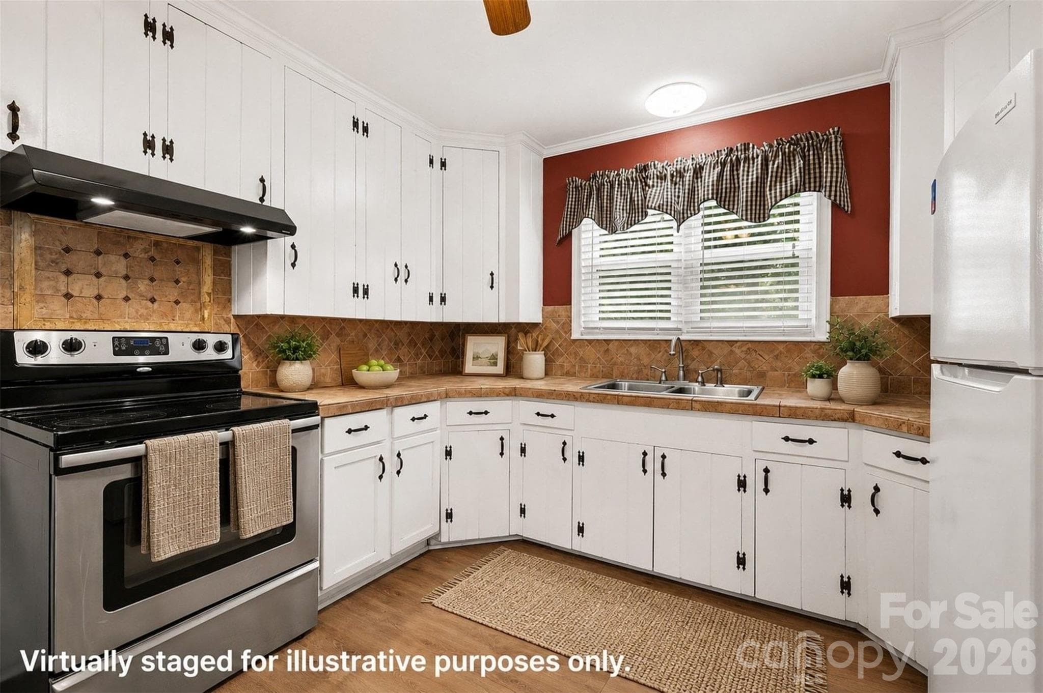Single Family Residence at 217 Oakwood Avenue, York, photo 16 of 47