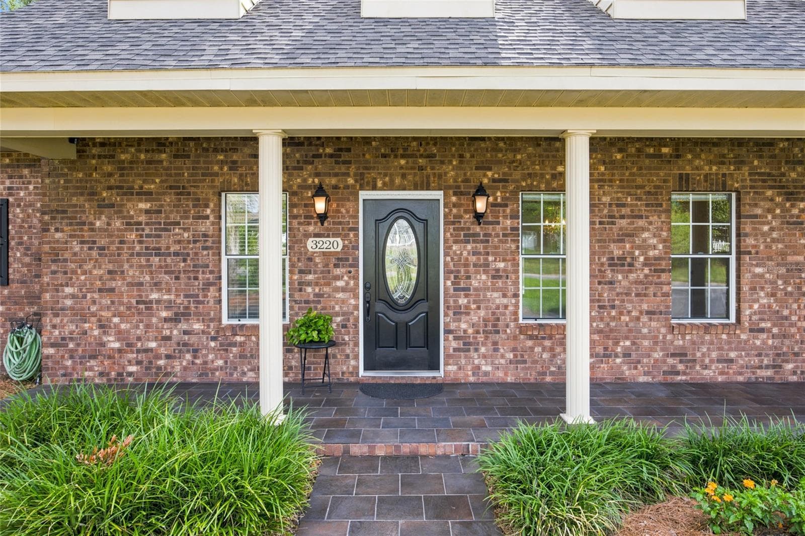 Front Porch Entry - 3220 SE 21ST AVE, OCALA