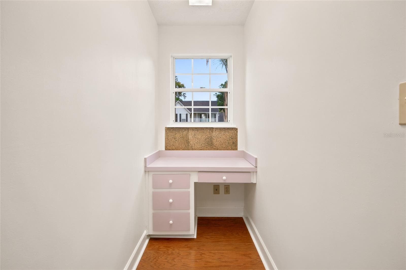 2nd floor built in - 3220 SE 21ST AVE, OCALA