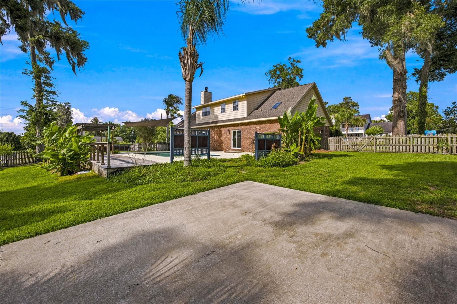 Back Yard Pad - 3220 SE 21ST AVE, OCALA