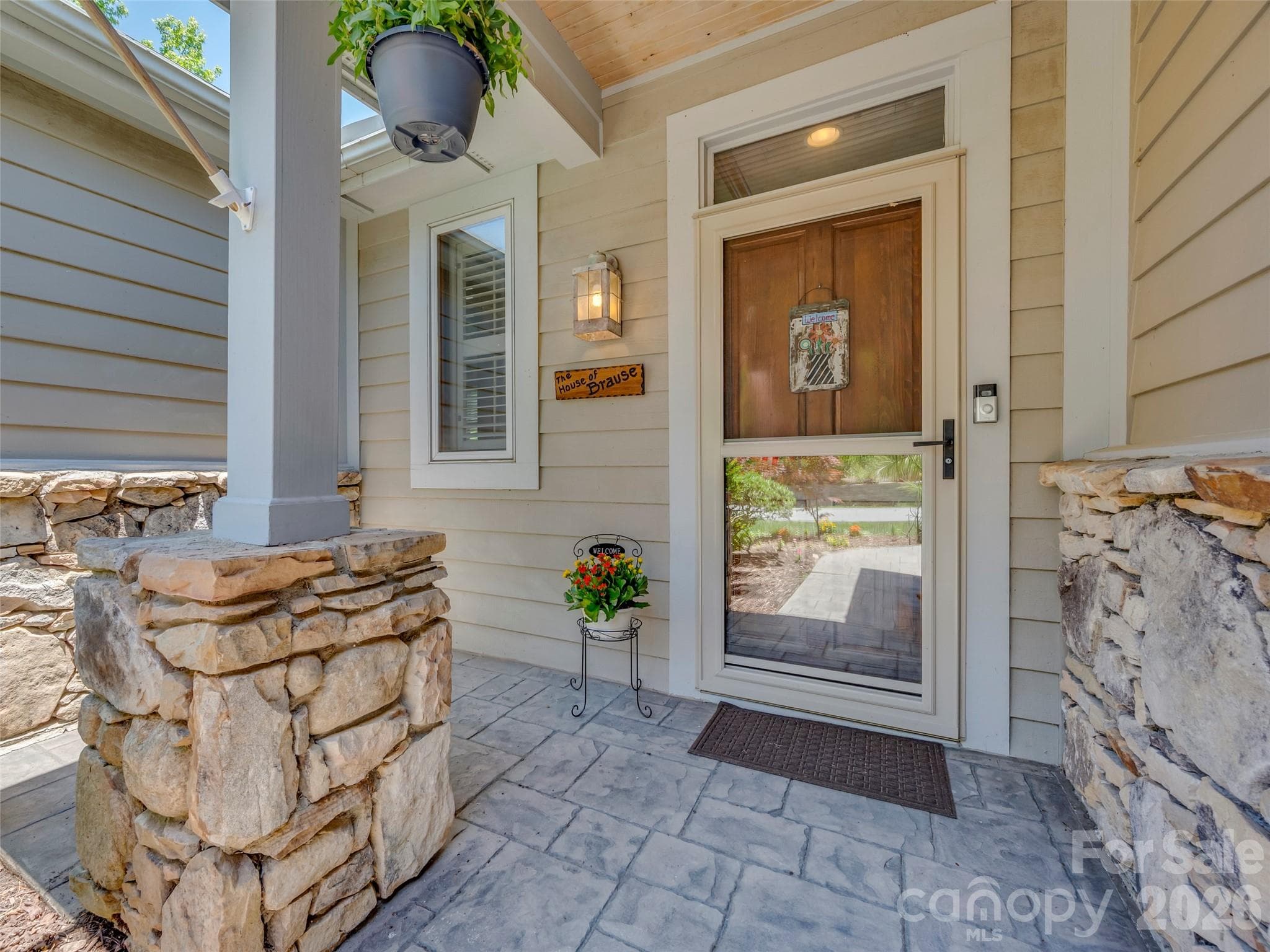 Townhouse at 2 Meadow Ridge Lane, Hendersonville, photo 7 of 48