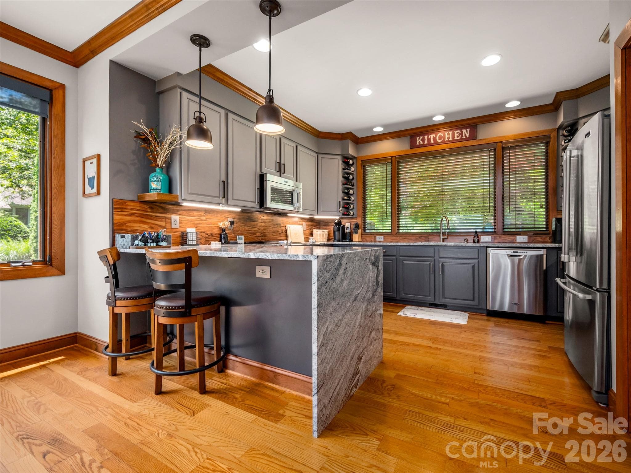Townhouse at 2 Meadow Ridge Lane, Hendersonville, photo 12 of 48