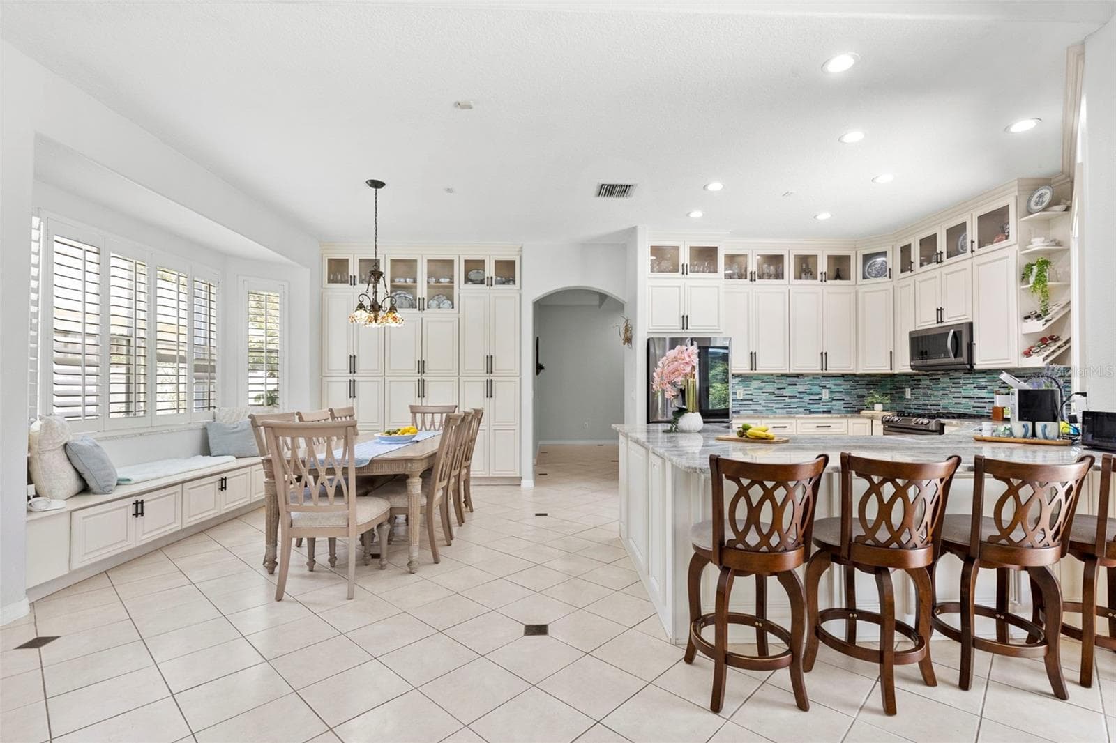 Single Family Residence at 8380 GOLDEN PRAIRIE DR, TAMPA, photo 5 of 62