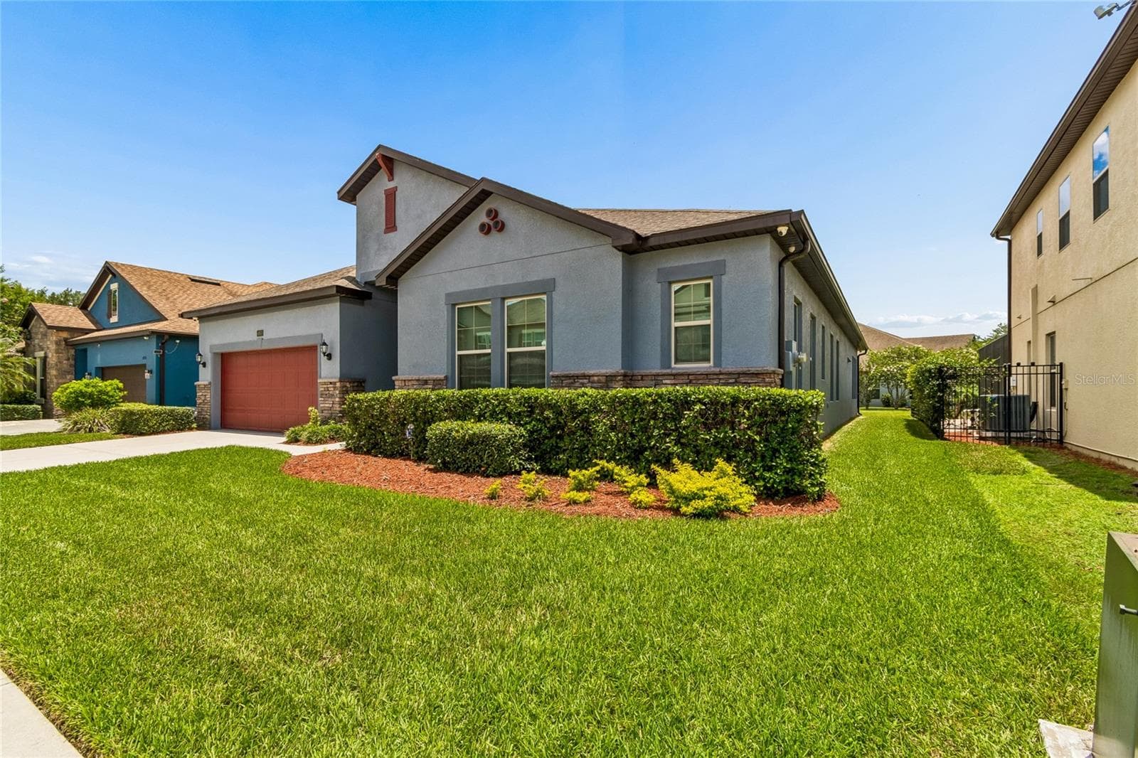Single Family Residence at 4930 BUTLER NATIONAL DR, WESLEY CHAPEL, photo 8 of 96