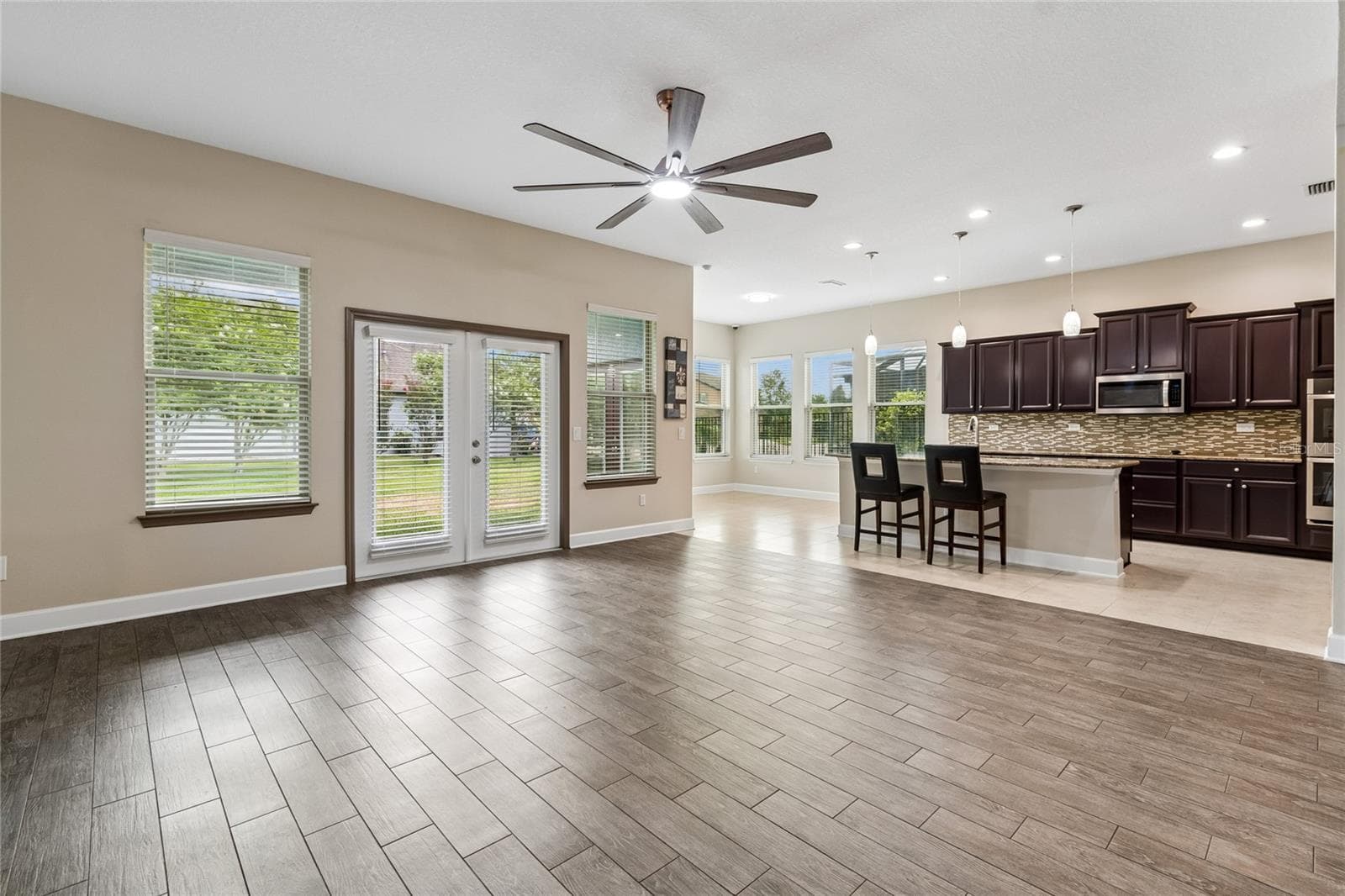 Single Family Residence at 4930 BUTLER NATIONAL DR, WESLEY CHAPEL, photo 12 of 96