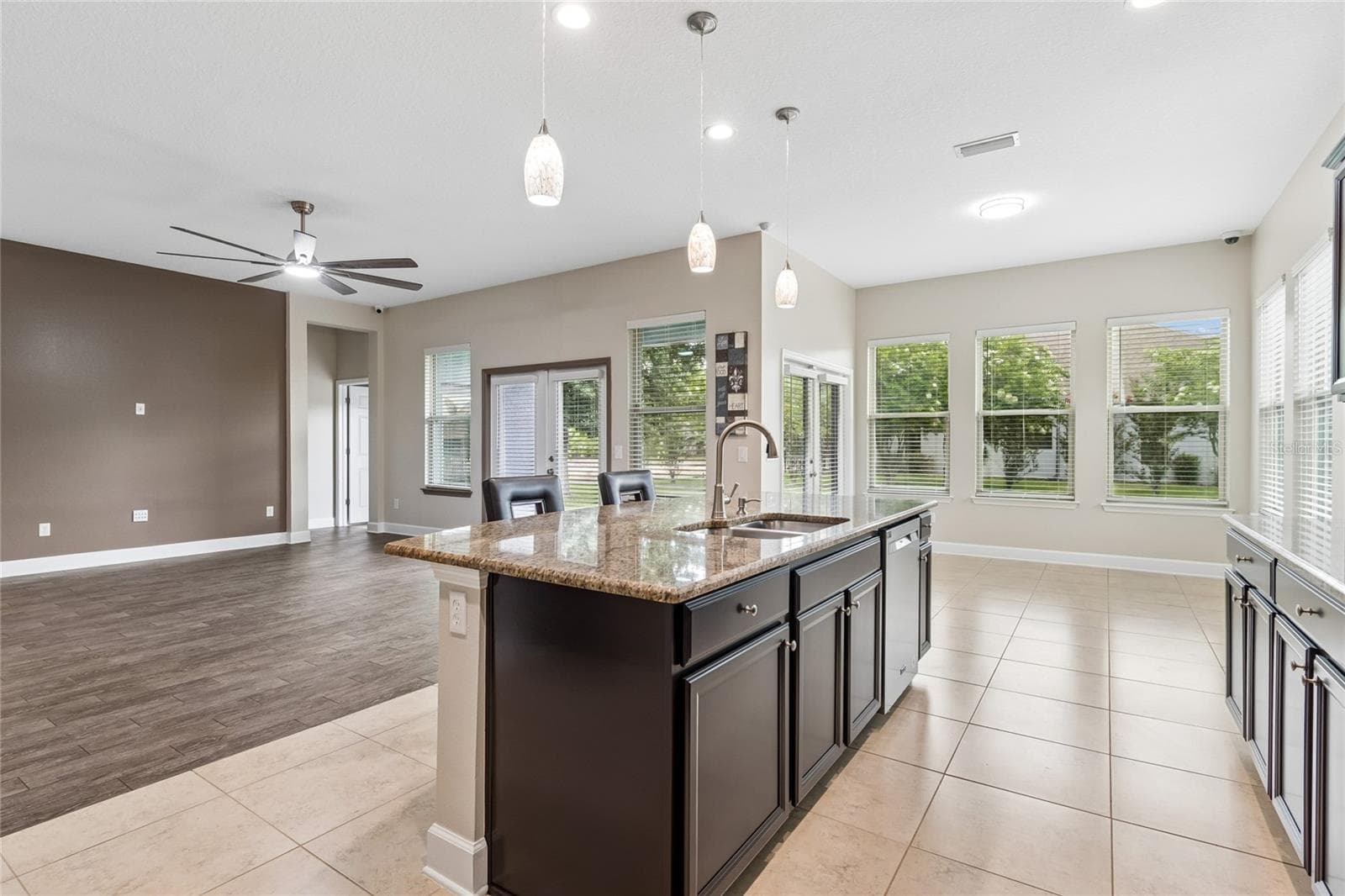 Single Family Residence at 4930 BUTLER NATIONAL DR, WESLEY CHAPEL, photo 14 of 96
