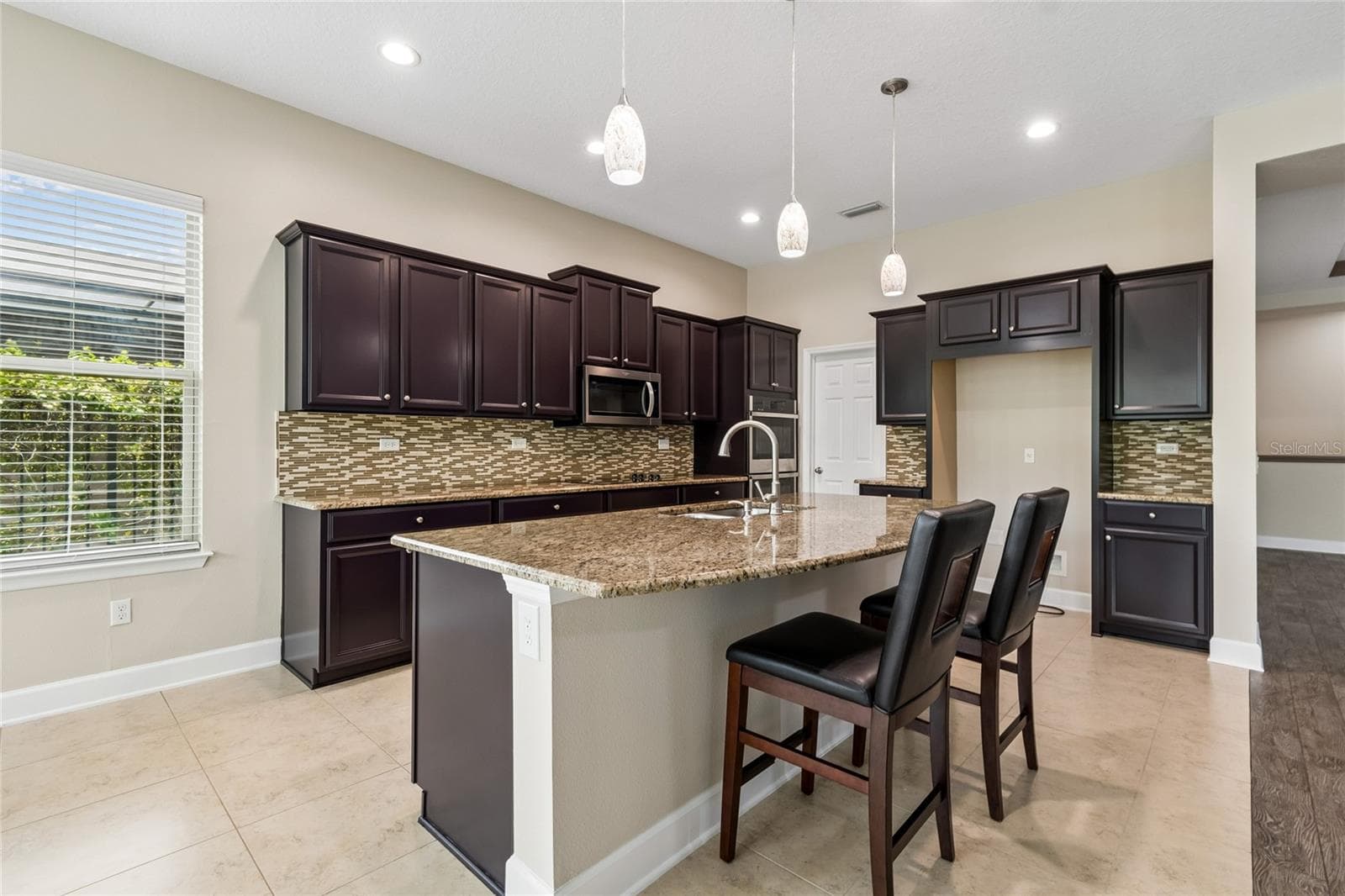 Single Family Residence at 4930 BUTLER NATIONAL DR, WESLEY CHAPEL, photo 16 of 96