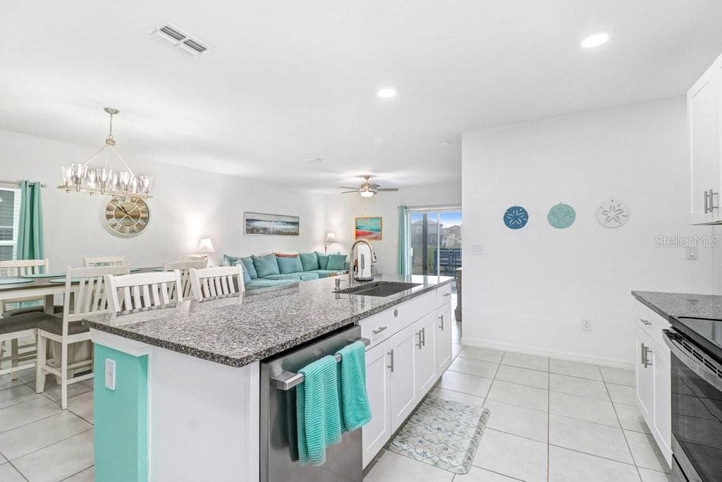 Single Family Residence at 11099 RADIANT SHORE LOOP, SAN ANTONIO, photo 10 of 69