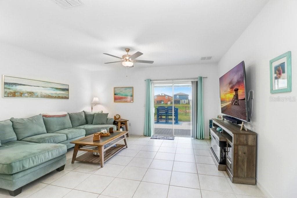 Single Family Residence at 11099 RADIANT SHORE LOOP, SAN ANTONIO, photo 17 of 69